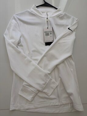 Nike womens dri fit upf 40+